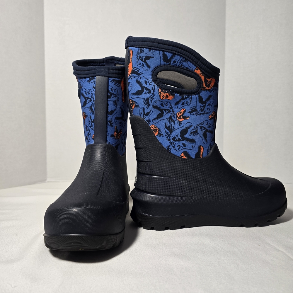 Boggs Winter Boots For Kids'. Dinosaur Design. Waterproof. Youth Size 3
